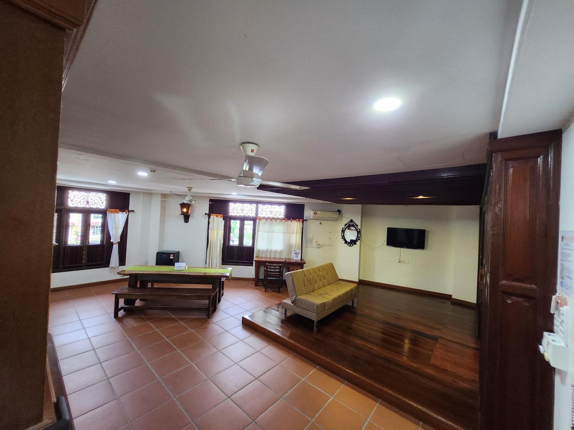 Uptown Eco Hotel กัวลาตรังกานู ภายนอก รูปภาพ